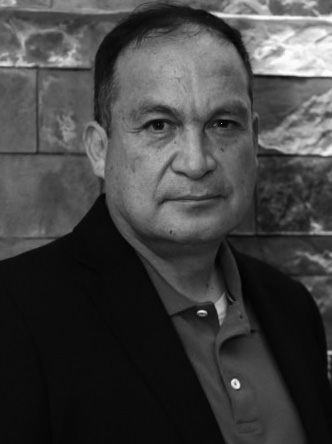 Oscar E. Contreras
